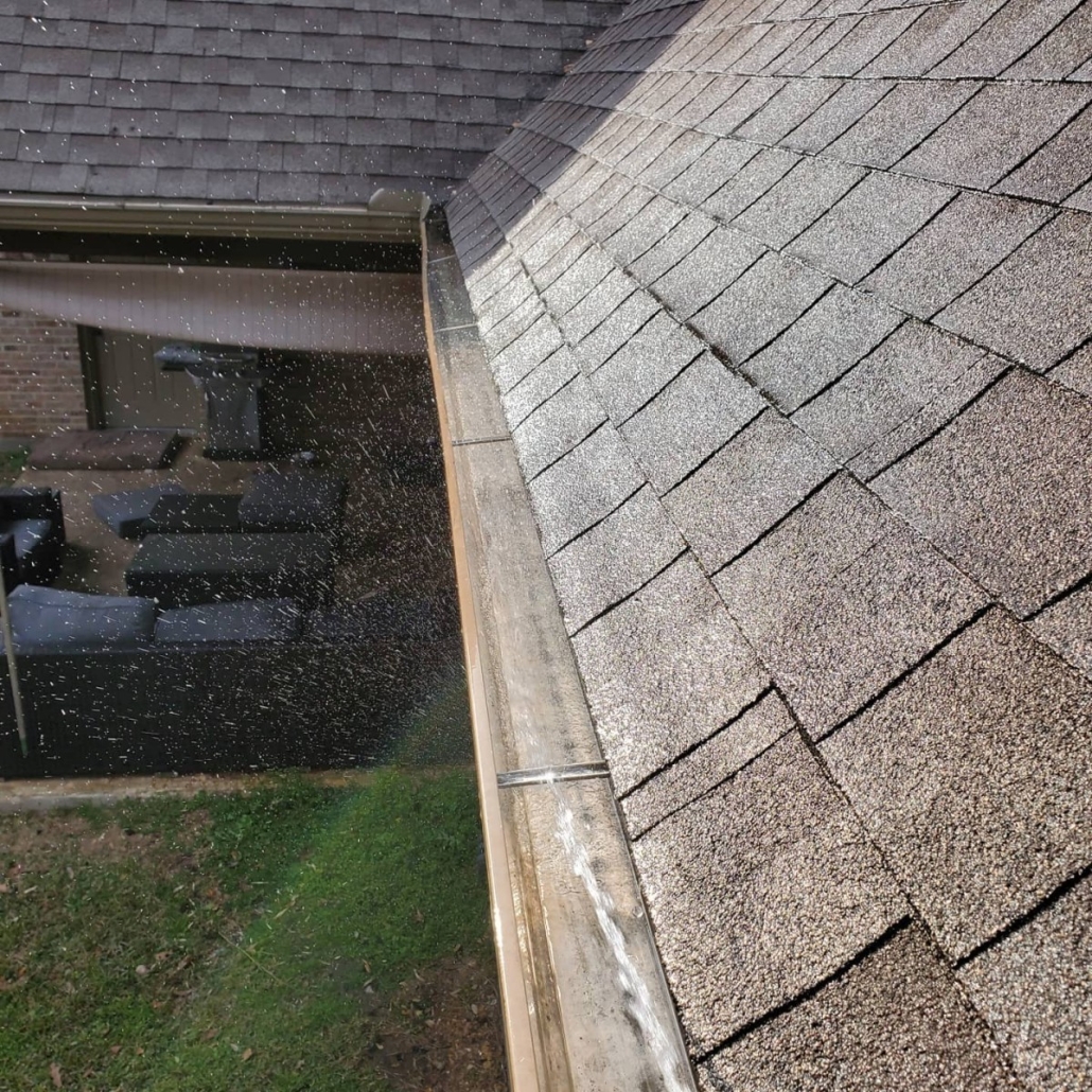 Dutch Shine takes care of your gutters so you don’t have to 2